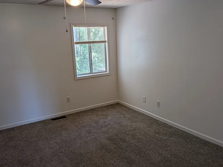 155 Candlebrook Dr — Photo 3