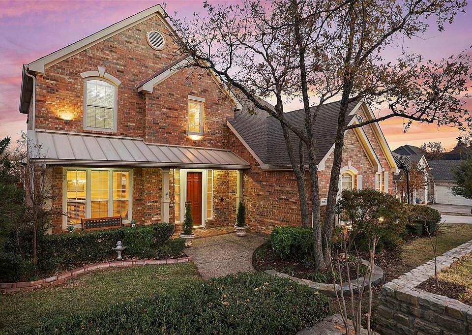 1st image of 906 Excalibur Dr