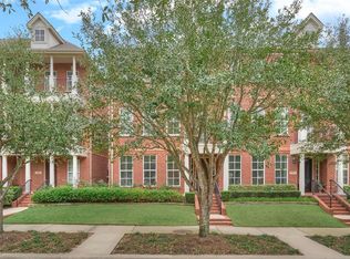 38 Islewood Blvd, Spring, TX 77380