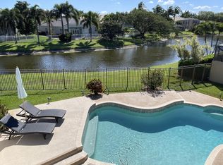 7558 Downwinds Ln, Lake Worth, FL 33467