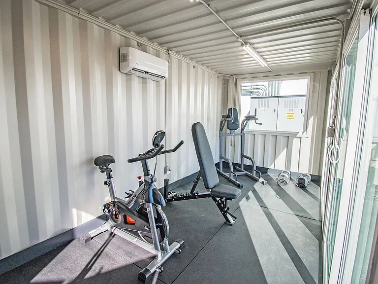 DLUX Lofts - Modern Downtown Studios — Photo 85