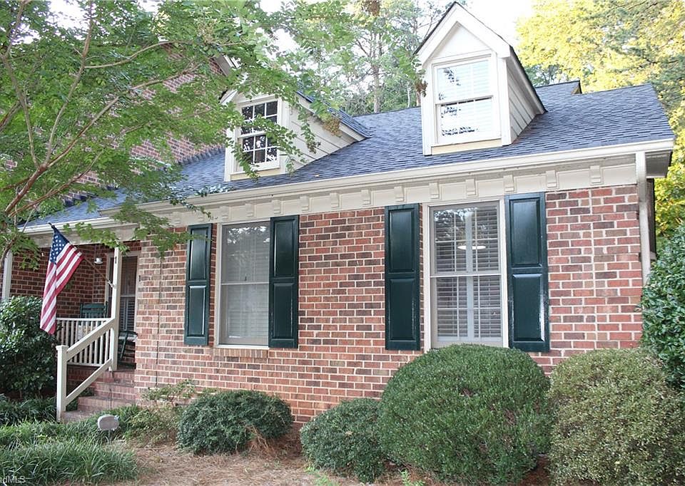 1st image of 1 Milpond Ln