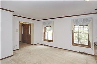 3rd image of 3780 Kenrob Ct SE