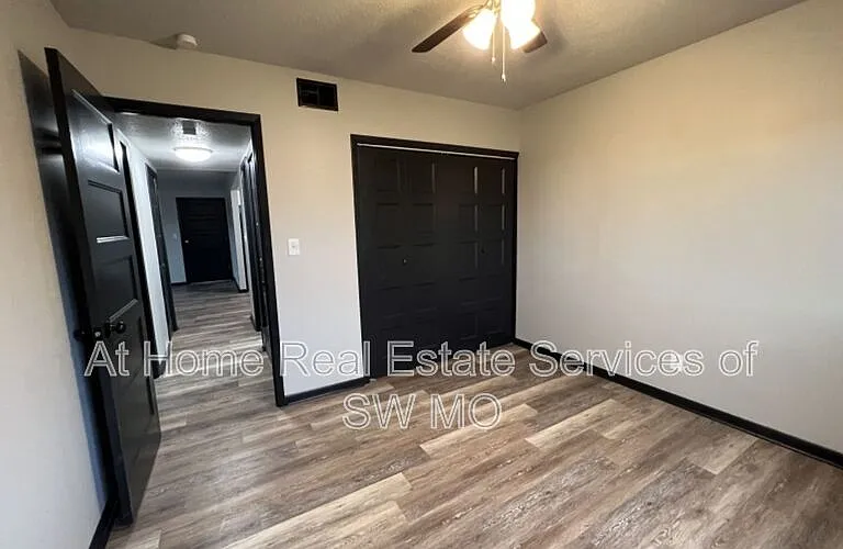 1242 E Cherry St #204 — Photo 9