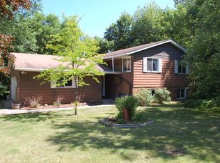 9980 206th St N, Forest Lake, MN 55025