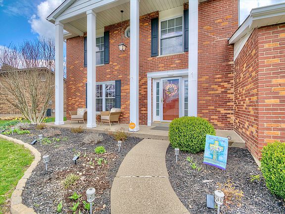 2nd image of 8836 Valley Circle Dr