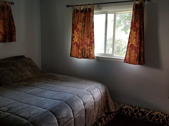 4th image of 2180 Floral Dr