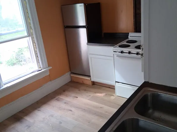 1205 N Sheridan Rd #A, Peoria, IL 61606