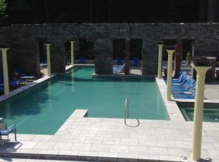 2091 Clipper Park Rd, Baltimore, MD 21211