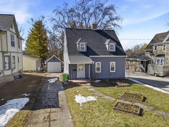 503 S State St, Chilton, WI 53014