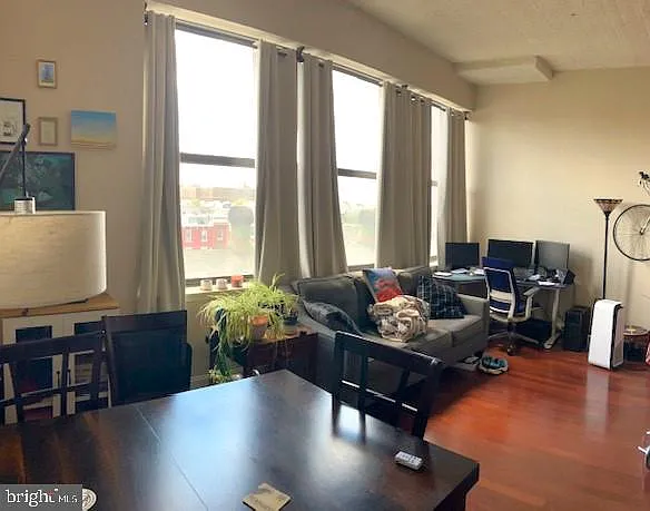 1100 S Broad St #412C — Photo 7