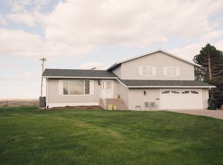 417 Crestview Dr, Ogallala, NE 69153