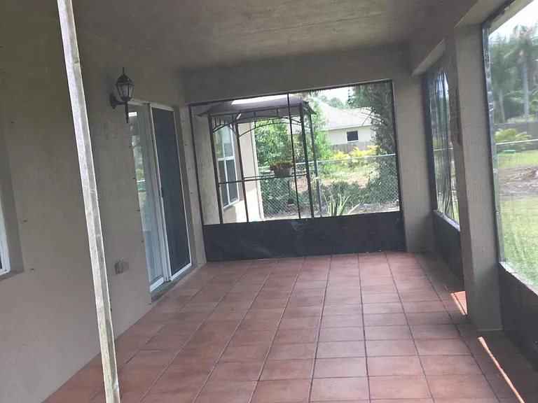 1862 SW Grant Ave — Photo 12