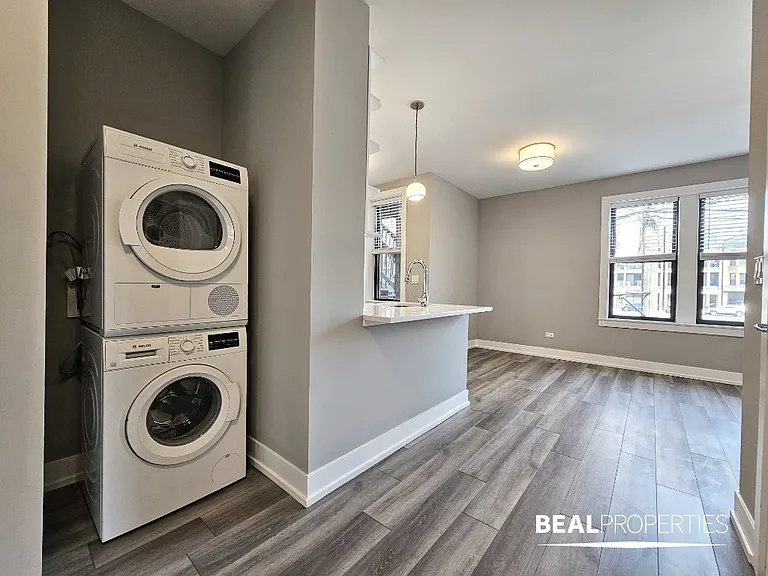 3943.5 N Janssen Ave #W3 — Photo 21