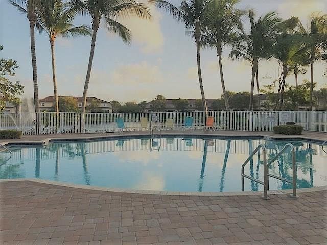 1st image of 2708 SW 83rd Ave #1