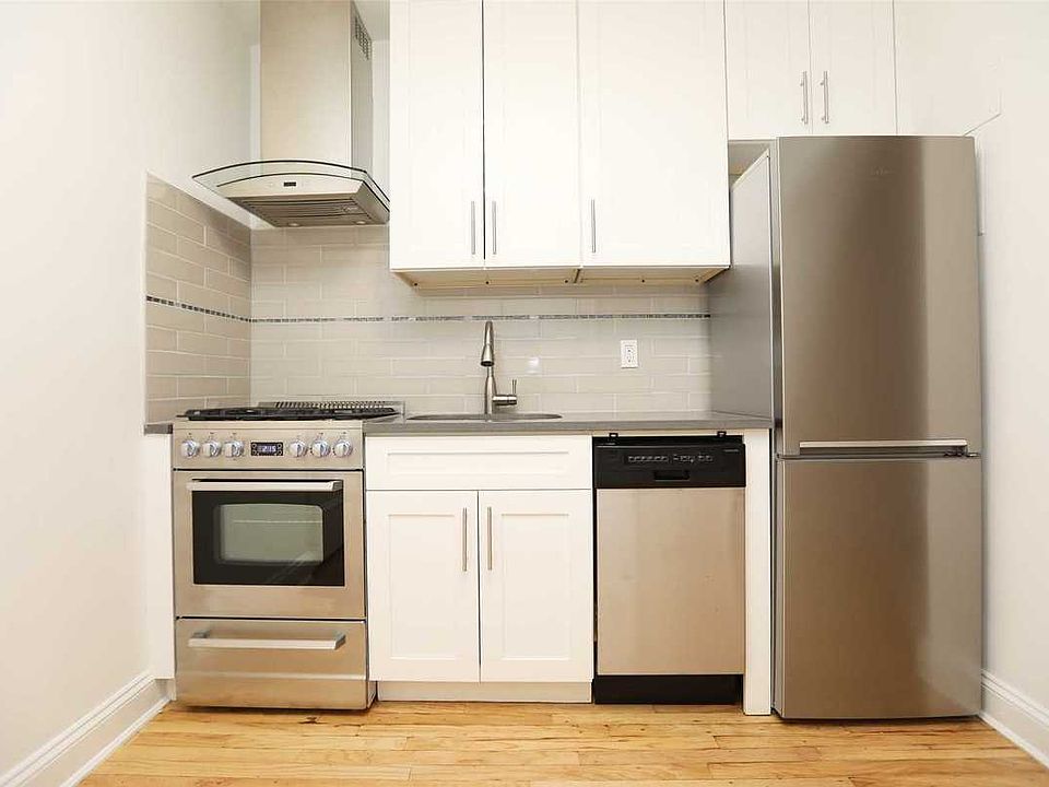 1st image of 10212 65th Ave APT D35