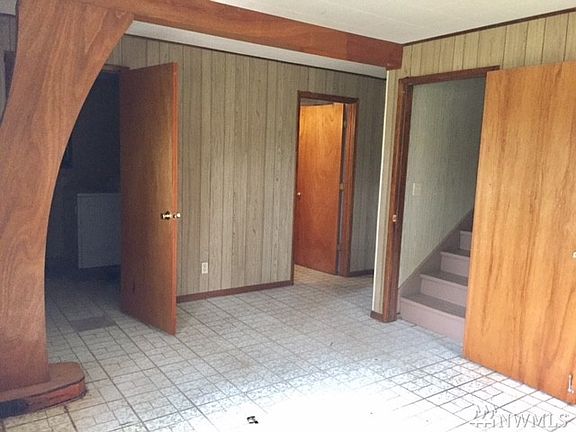 2nd image of 511 Spokane Ave