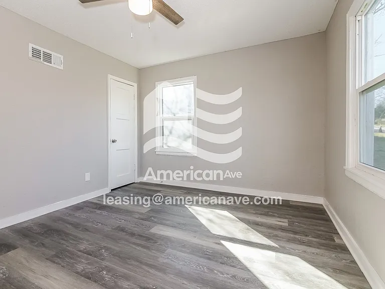 756661_013_wm_-_bedroom_13593264.jpg
