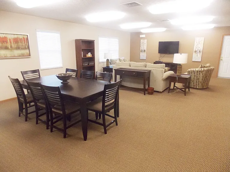 Jefferson Crossing Townhomes — Photo 1