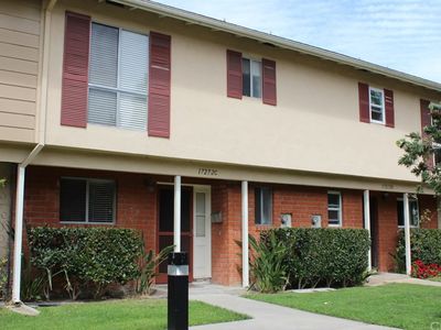 17272 Nisson Rd APT C, Tustin, CA, 92780