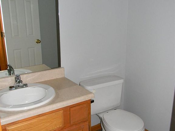 3rd image of 1752 N 175th Ct