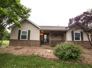 1208 Norman D Acres Rd N, Troy, IL 62294