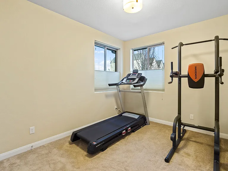 6779 Raritan Dr — Photo 15