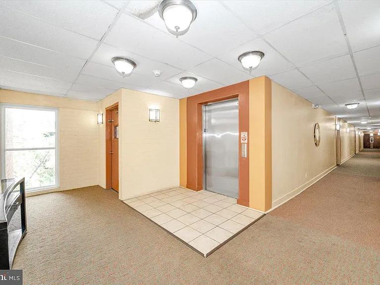 60 S Van Dorn St #511 — Photo 46