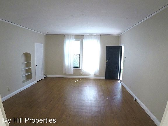 5th image of 886 Cleveland St APT 17