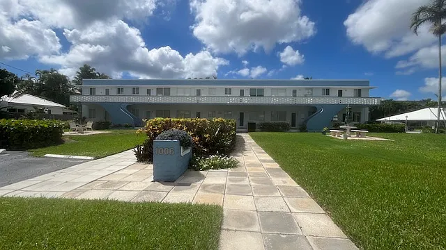 1006 Casuarina Rd #7 — Photo 10