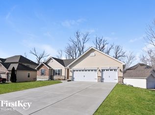 424 Bittersweet Dr, O'Fallon, MO 63366