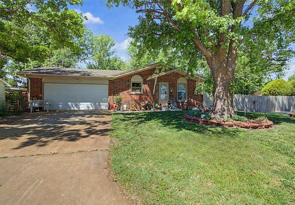 1st image of 409 N Emporia Ave