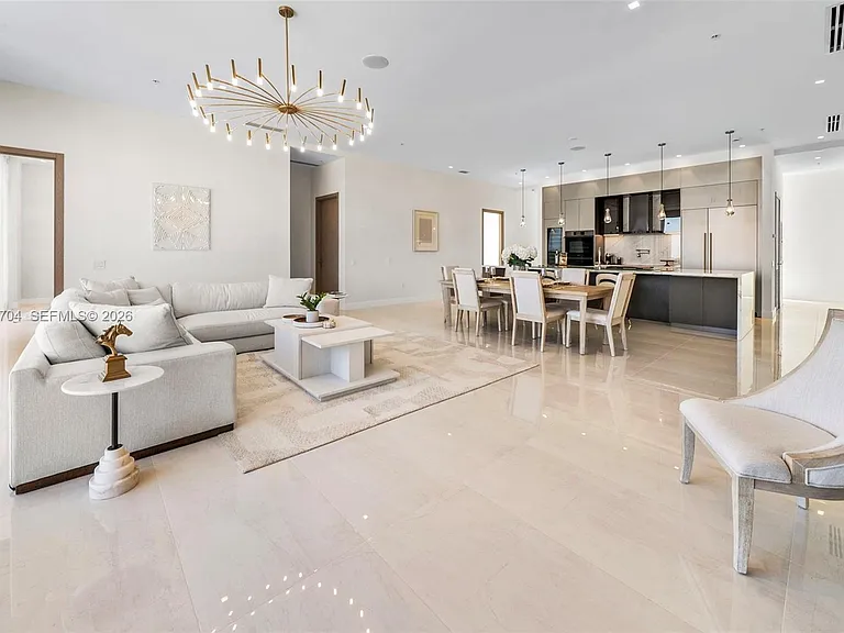 246 NE 6th Ave #PENTHOUSE — Photo 11