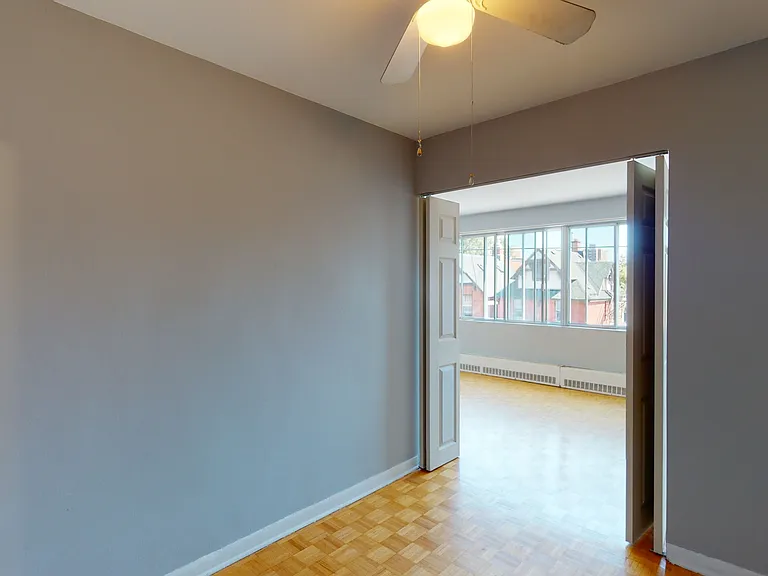 371 Gilmour St — Photo 8
