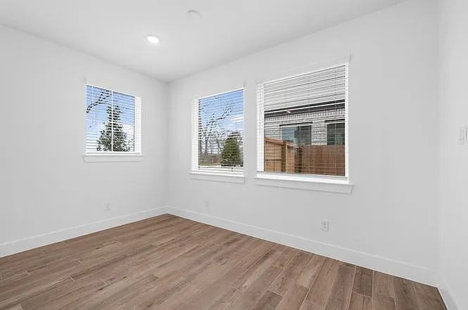 1308 Shaded Rock Dr — Photo 11
