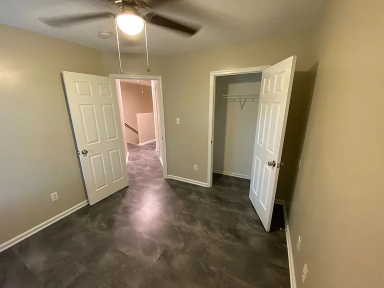 909 Bragg St #102 — Photo 15