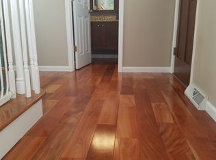 18 Mayfair Rd, Wynantskill, NY 12198