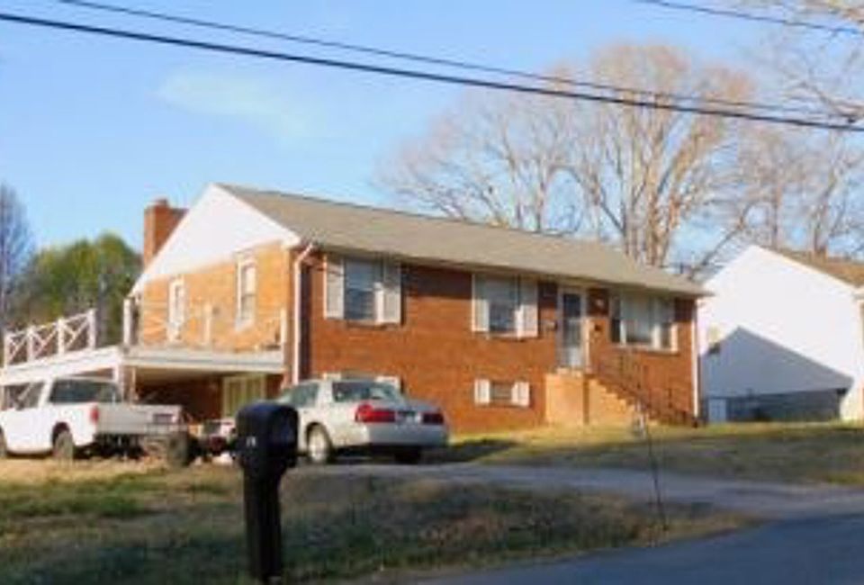 2nd image of 2712 Cicero Pkwy