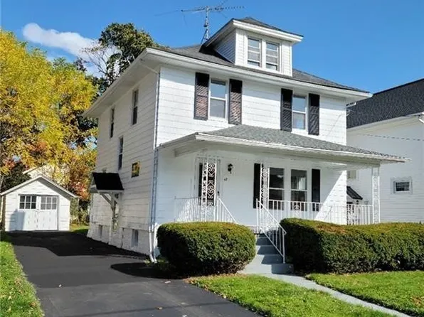 42 Beverly Ave, Lockport, NY 14094