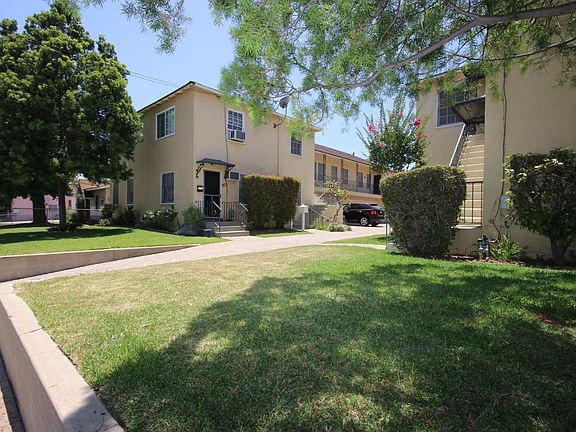 2nd image of 915.5 S Olive Ave