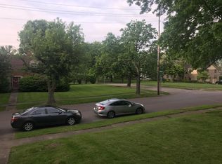942 Locust Ave, Zanesville, OH 43701