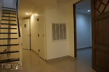 Rented by Rennit Inc.