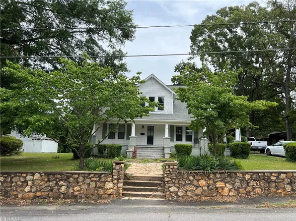 112 Bryant St, Eden, NC 27288