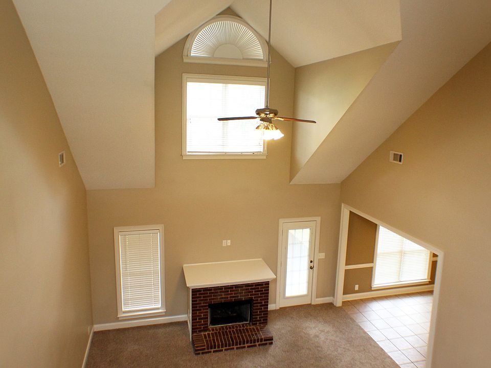 1st image of 310 Bellemeade Cir