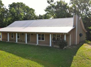 570 County Road 1609, Rusk, TX 75785