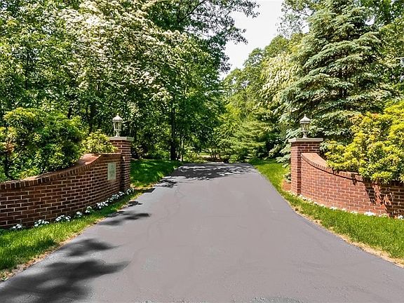 2nd image of 25 Westfield Dr