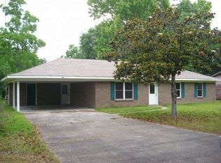 2612 Jackson Landing Rd, Picayune, MS 39466