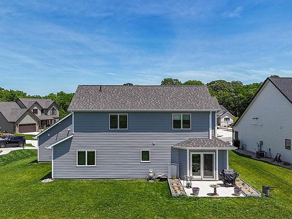 5th image of 722 Waxwing Ct