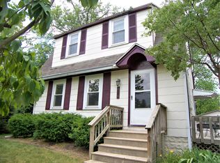 214 S Chicago St, New Buffalo, MI 49117
