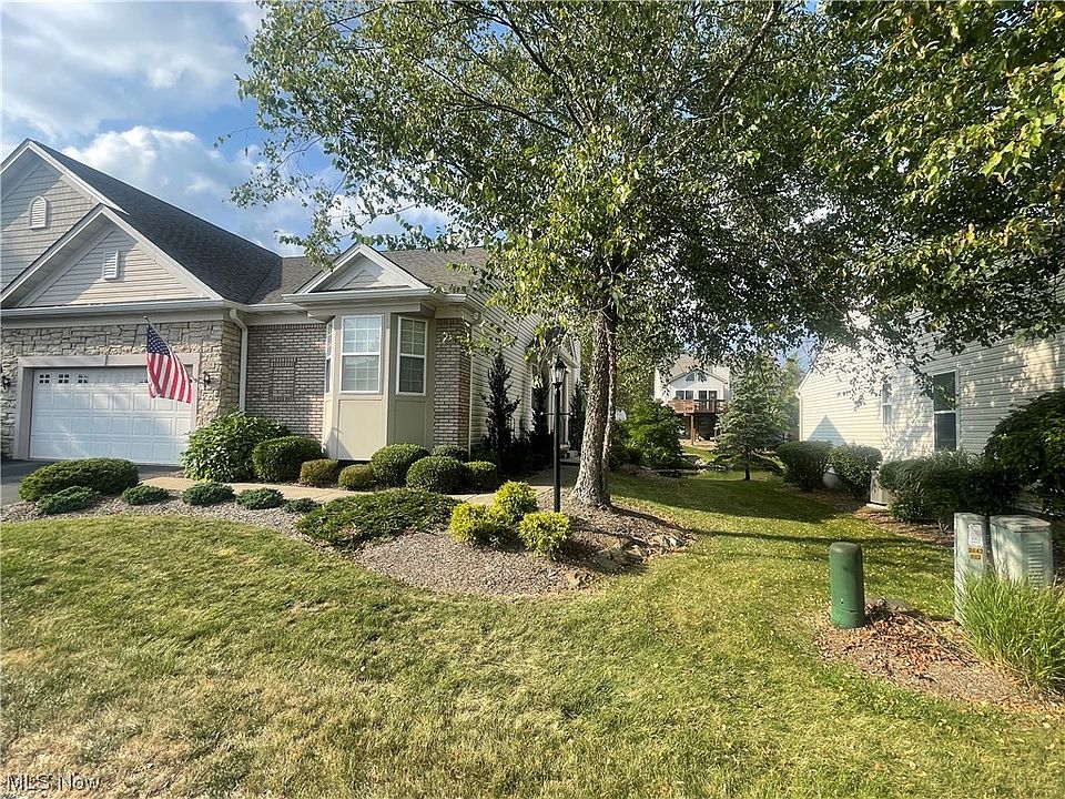 2nd image of 578 Mock Orange Cir